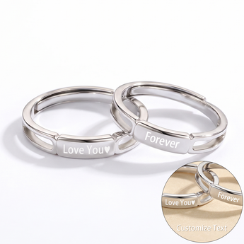 Anillos de pareja en tono plateado grabados con Love You y Forever