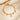 Pulsera de cadena paperclip dorada con charm de la letra S, charms de moneda redondos y charms de cuentas